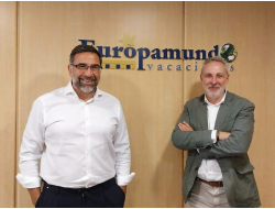 Politours and Europamundo have signed an agreement...