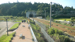 北海道新幹線「奥津軽いまべつ駅」見学と津軽国定公園袰月海岸清掃活動ツアー