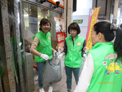 天文館の清掃活動を通して歴史を知り、観光を活性化させよう